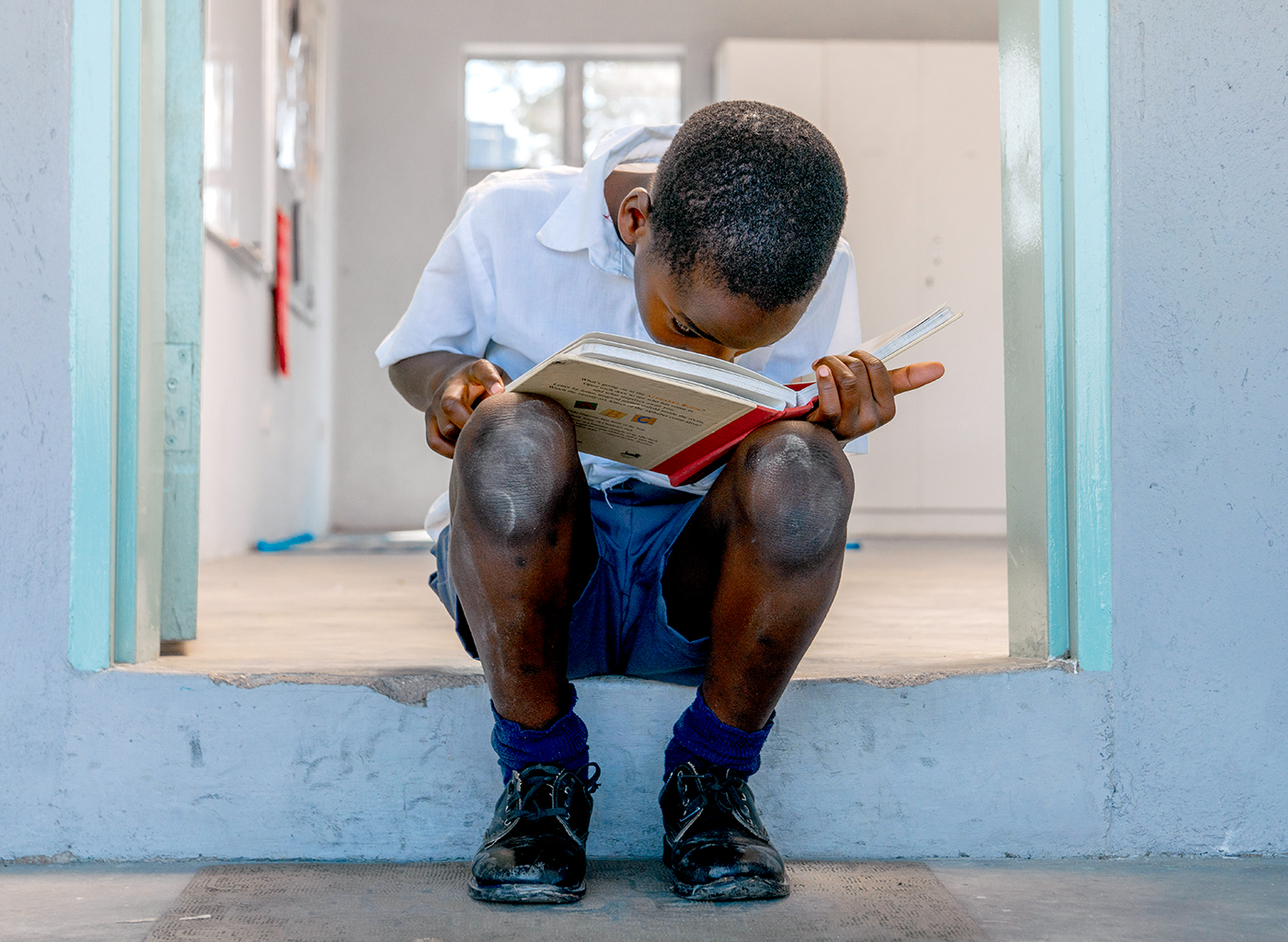 boy_reading
